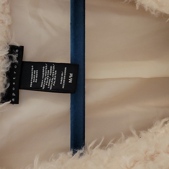 EUC faux fur teddy jacket. - Picture 2 of 4